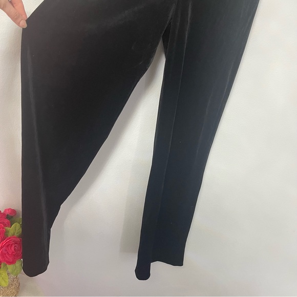 Romeo & Juliet Couture Black Velvet Lace Cross-Back Jumpsuit - Size M- New W/Tag - Picture 12 of 15